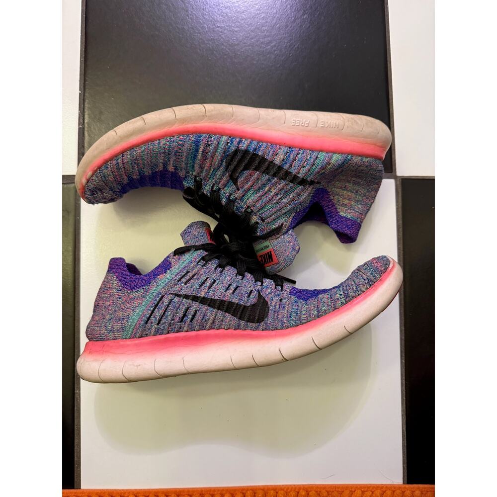 Women's Nike Free RN Flyknit running shoes purple and pink Size 8